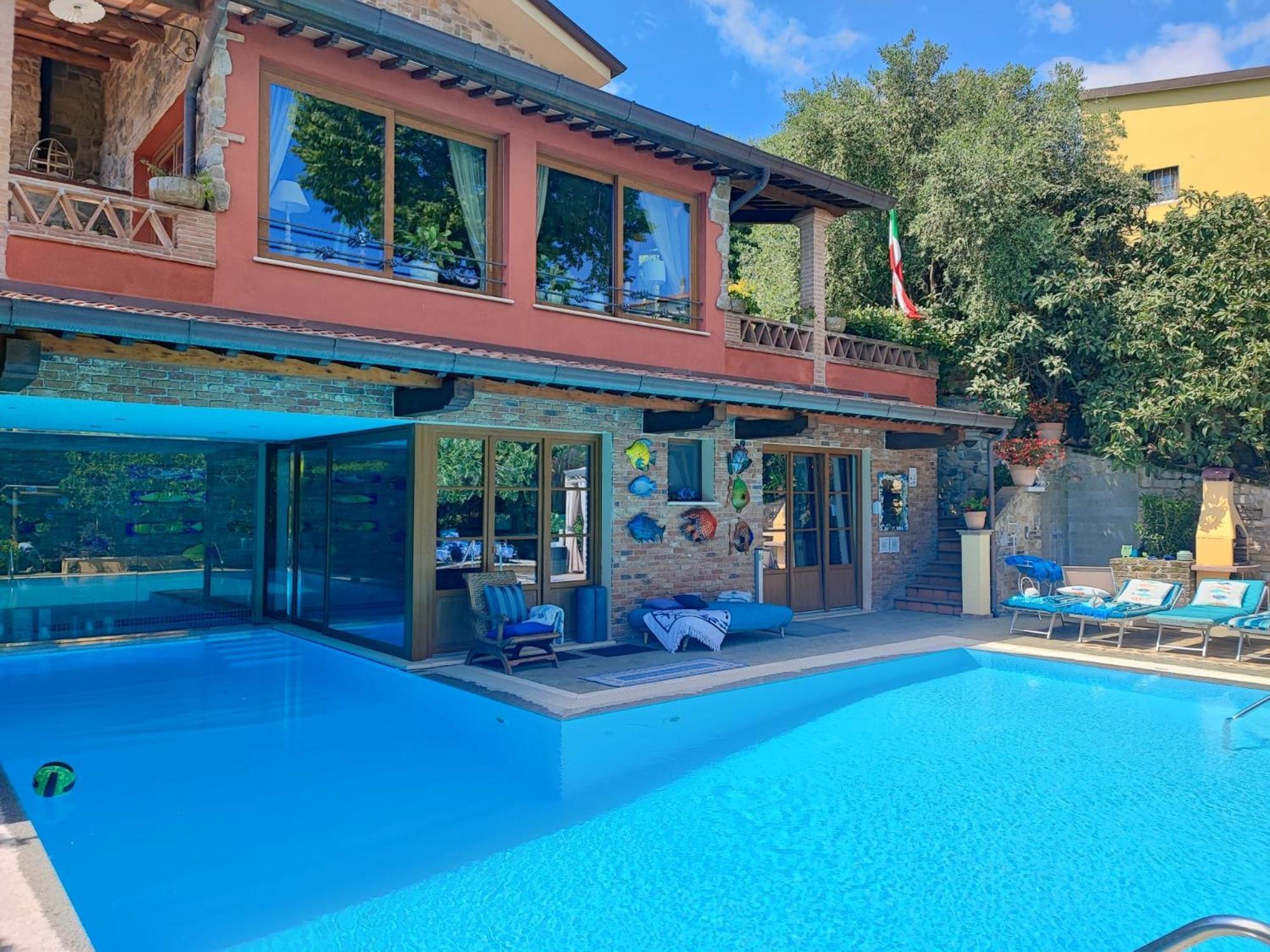 Villa Capo Corso Corsanico-Bargecchia Exteriér fotografie